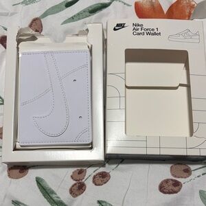 Nike Air Force 1 Card Wallet - White Swoosh Stitch